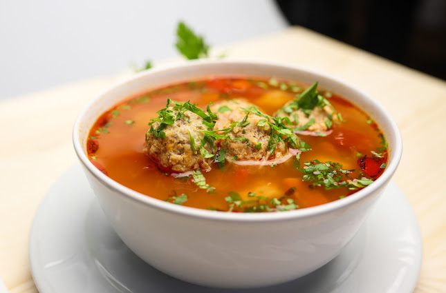 Opinii despre Rustic House în Târgoviște - Gastronomie și ospitalitate