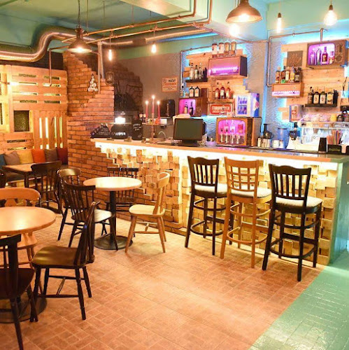 URBAN Street Food & Bar