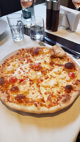 Opinii despre Prato Restaurant în Brașov - Gastronomie și ospitalitate