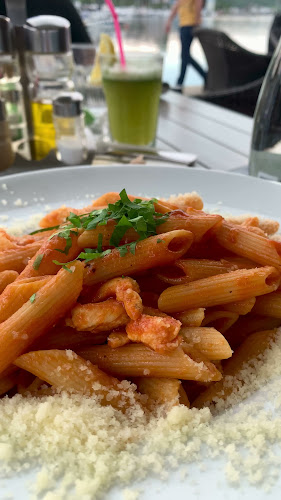 Opinii despre Camarote în Constanța - Gastronomie și ospitalitate