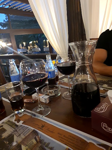 Opinii despre Curtea Veche în Curtea de Argeș - Gastronomie și ospitalitate