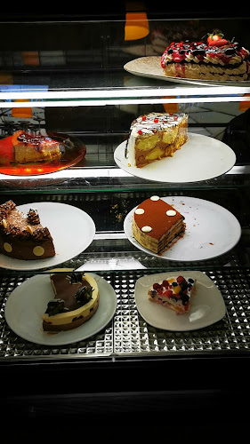 Strada Michael Weiss 11, Brașov 500031