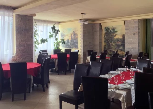 Opinii despre Pensiune Restaurant Costas în Prundu Bârgăului - Gastronomie și ospitalitate