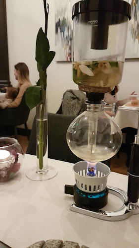 Comentarii opinii despre the ARTIST Restaurant