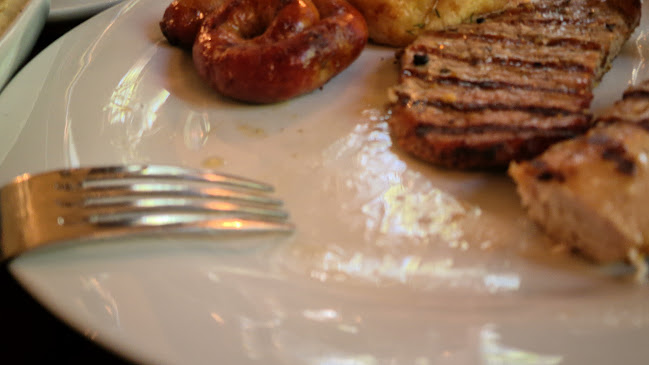 Opinii despre Restaurant Prestij Ploiesti în Ploiești - Gastronomie și ospitalitate