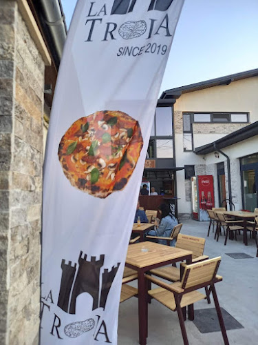 Pizzeria La Troia
