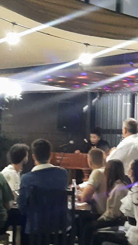 Opinii despre Cocosul de aur în Piatra Neamț - Gastronomie și ospitalitate