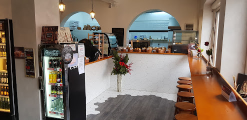 Maya Bakery & Bistro - Brutaria Artizanala