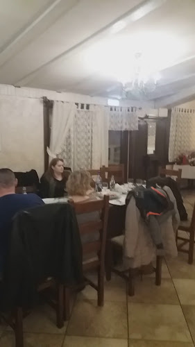 Opinii despre Vinotera Ristorante-Pizzeria în Oradea - Gastronomie și ospitalitate