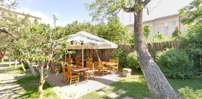 Comentarii opinii despre Livada