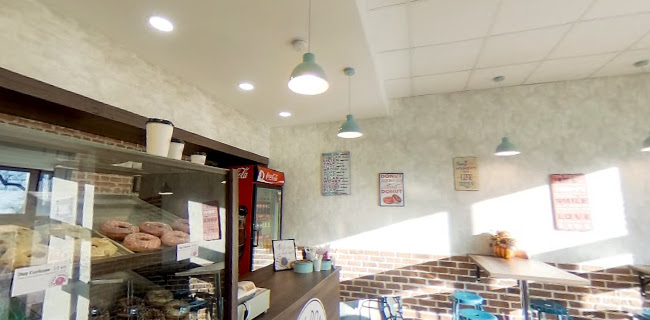 Opinii despre Crazy Donut Arad în Arad - Gastronomie și ospitalitate