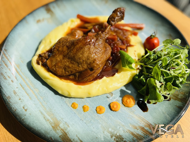 Lyra Restaurant - Gastronomie și ospitalitate