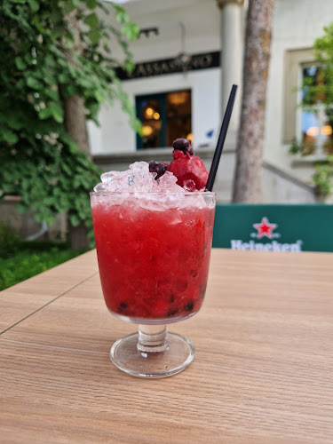 L'Assassino - Gastronomie și ospitalitate