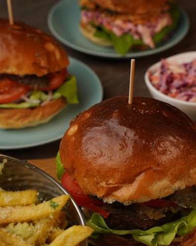 Romans | Restaurant Fast Food Focsani - Gastronomie și ospitalitate