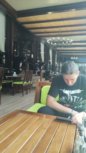 Opinii despre Curtea Veche în Curtea de Argeș - Gastronomie și ospitalitate