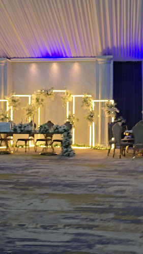 Cristinne Ballroom - Gastronomie și ospitalitate