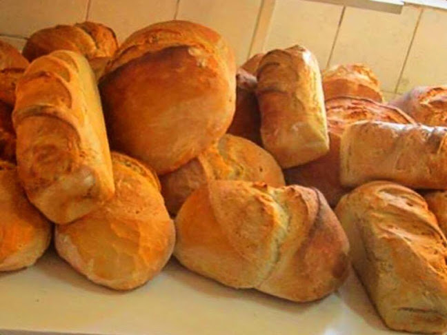 Pâine de Ruşeţu - Gastronomie și ospitalitate