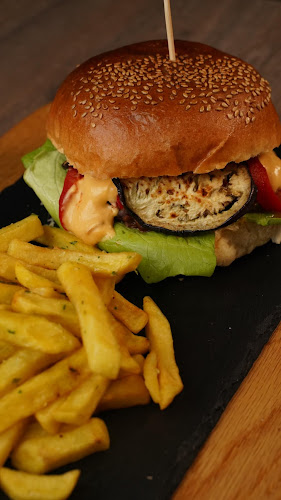 Opinii despre Romans | Restaurant Fast Food Focsani în Focșani - Gastronomie și ospitalitate