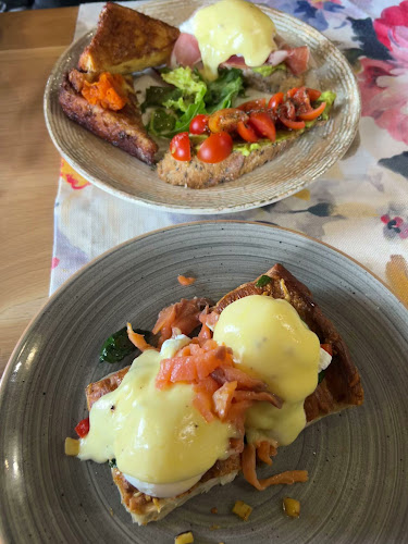 Opinii despre Bujole în Cluj-Napoca - Gastronomie și ospitalitate