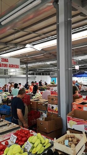 Opinii despre Piaţa Drumul Taberei 2 în București - Gastronomie și ospitalitate