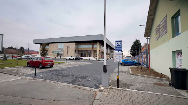 Opinii despre Restaurante 4People - Piața Centrală în Râmnicu Vâlcea - Gastronomie și ospitalitate