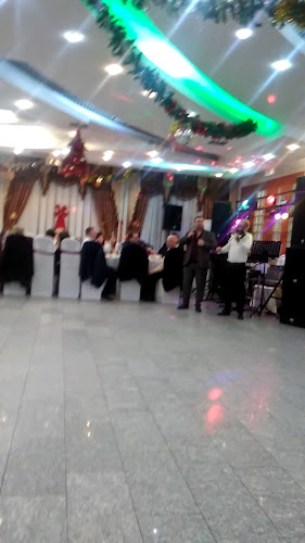 Opinii despre Restaurant Bradul în Roman - Gastronomie și ospitalitate