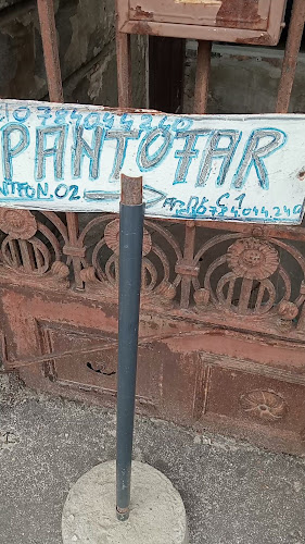 Strada Episcopiei 9, Arad 310023