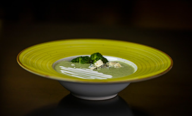 La Rocca - Gastronomie și ospitalitate