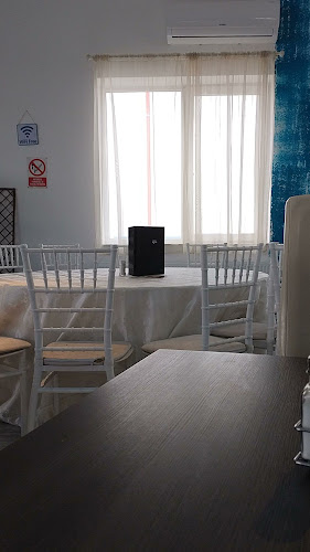 Dovinot Piscină - Gastronomie și ospitalitate