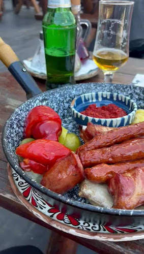 Strada Theodor Aman 9, Sinaia 106100