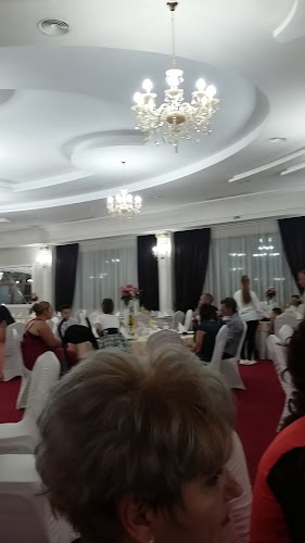 Opinii despre Vatra Romană în Răcarii de Jos - Gastronomie și ospitalitate