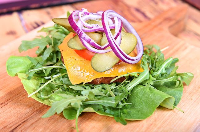 URBAN Street Food & Bar - Gastronomie și ospitalitate