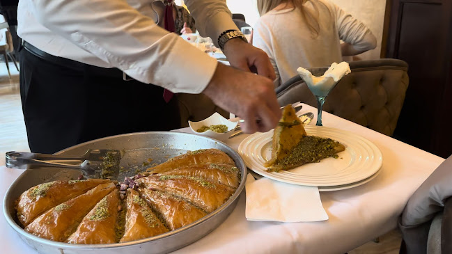 Opinii despre Fenice Palas Iași în Iași - Gastronomie și ospitalitate