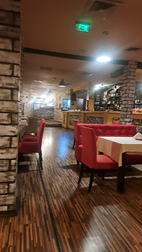 Opinii despre Padrino în Suceava - Gastronomie și ospitalitate