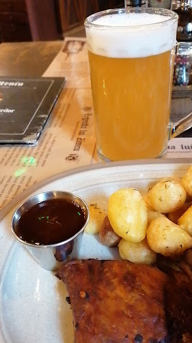 Opinii despre Turnul Berarilor în Piatra Neamț - Gastronomie și ospitalitate