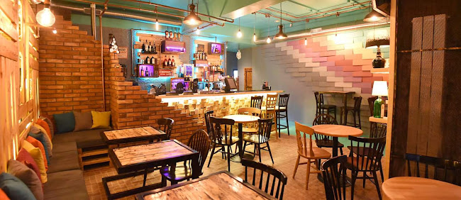 URBAN Street Food & Bar - Gastronomie și ospitalitate