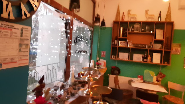 Opinii despre Cofetăria Pisica Albastră - Donuts and coffee shop în Brăila - Gastronomie și ospitalitate