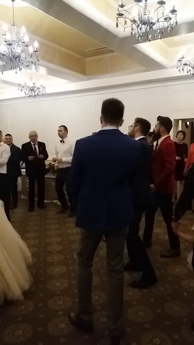 Conacul Trandafirilor - Gastronomie și ospitalitate