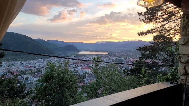 Opinii despre Cercul Gospodinelor în Piatra Neamț - Gastronomie și ospitalitate