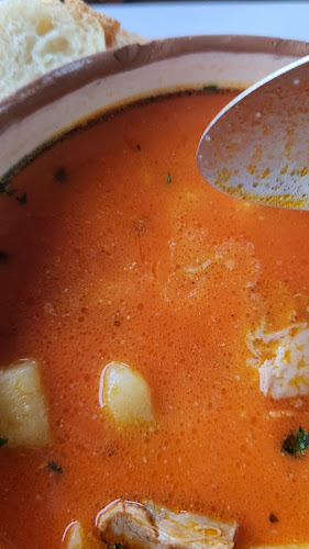 Opinii despre Hanu Lu Cobâlă în Budești - Gastronomie și ospitalitate