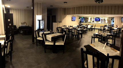 Vibes Cafe Restaurant Terasa