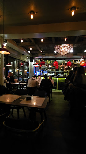 Comentarii opinii despre Salon Golescu