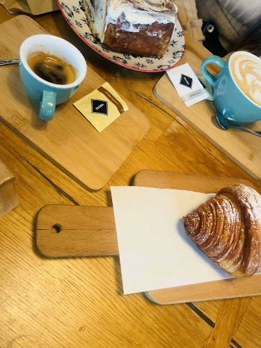 intersectie cu Str. Zagazului, Șoseaua Pipera 4, București