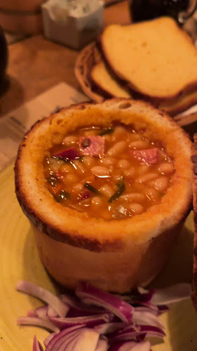 La Ceaun - Piata Sfatului - Gastronomie și ospitalitate