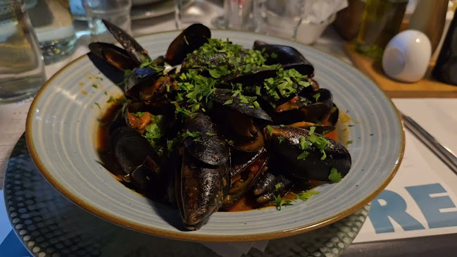 Opinii despre Pește și Vin în Brăila - Gastronomie și ospitalitate