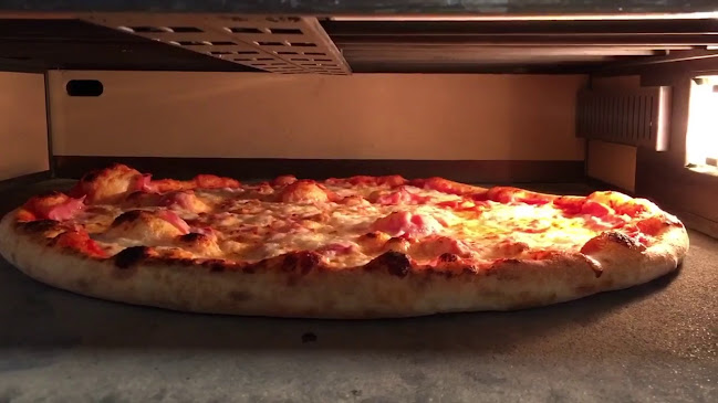 Pizzeria La Troia - Gastronomie și ospitalitate