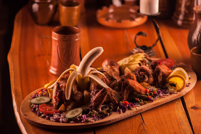 Opinii despre Restaurant Medieval Excalibur în București - Gastronomie și ospitalitate
