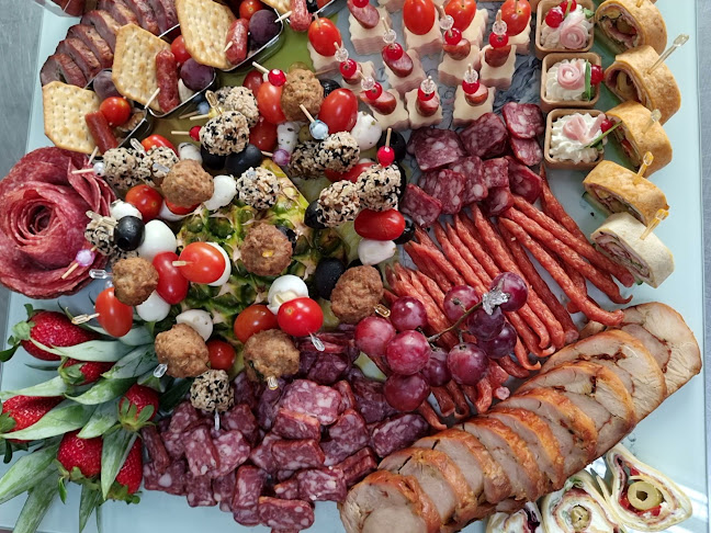 Four Star Pizza - Gastronomie și ospitalitate