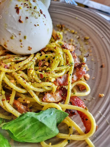 Opinii despre Il Classico Arad în Arad - Gastronomie și ospitalitate