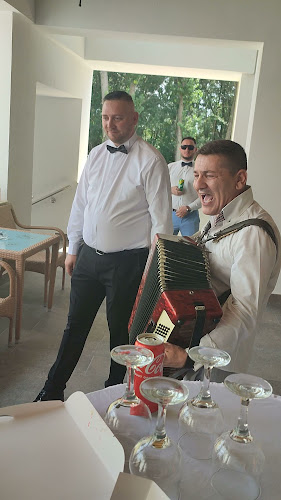 Opinii despre Luxury Events în Curtea de Argeș - Gastronomie și ospitalitate